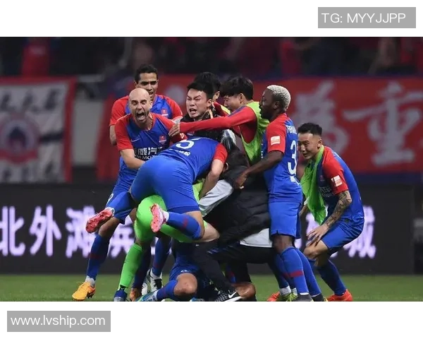 上港与辽宁宏运激战正酣争夺中超积分榜关键战役即将上演